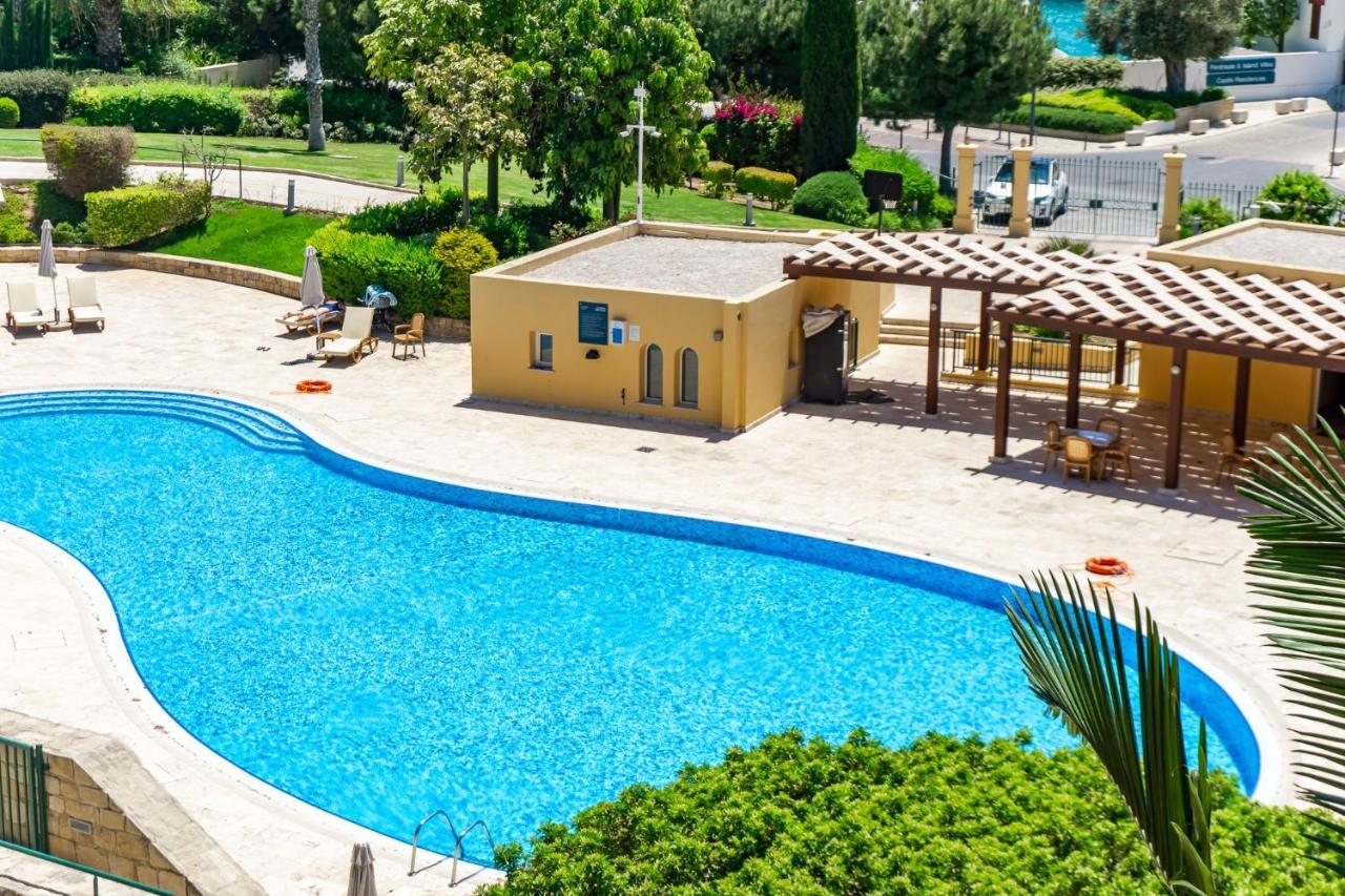 Limassol Marina Nereids D22 By Ezoria Villas Bagian luar foto